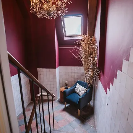Gouden Leeuw - *